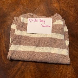 COZY OLD NAVY SWEATER!